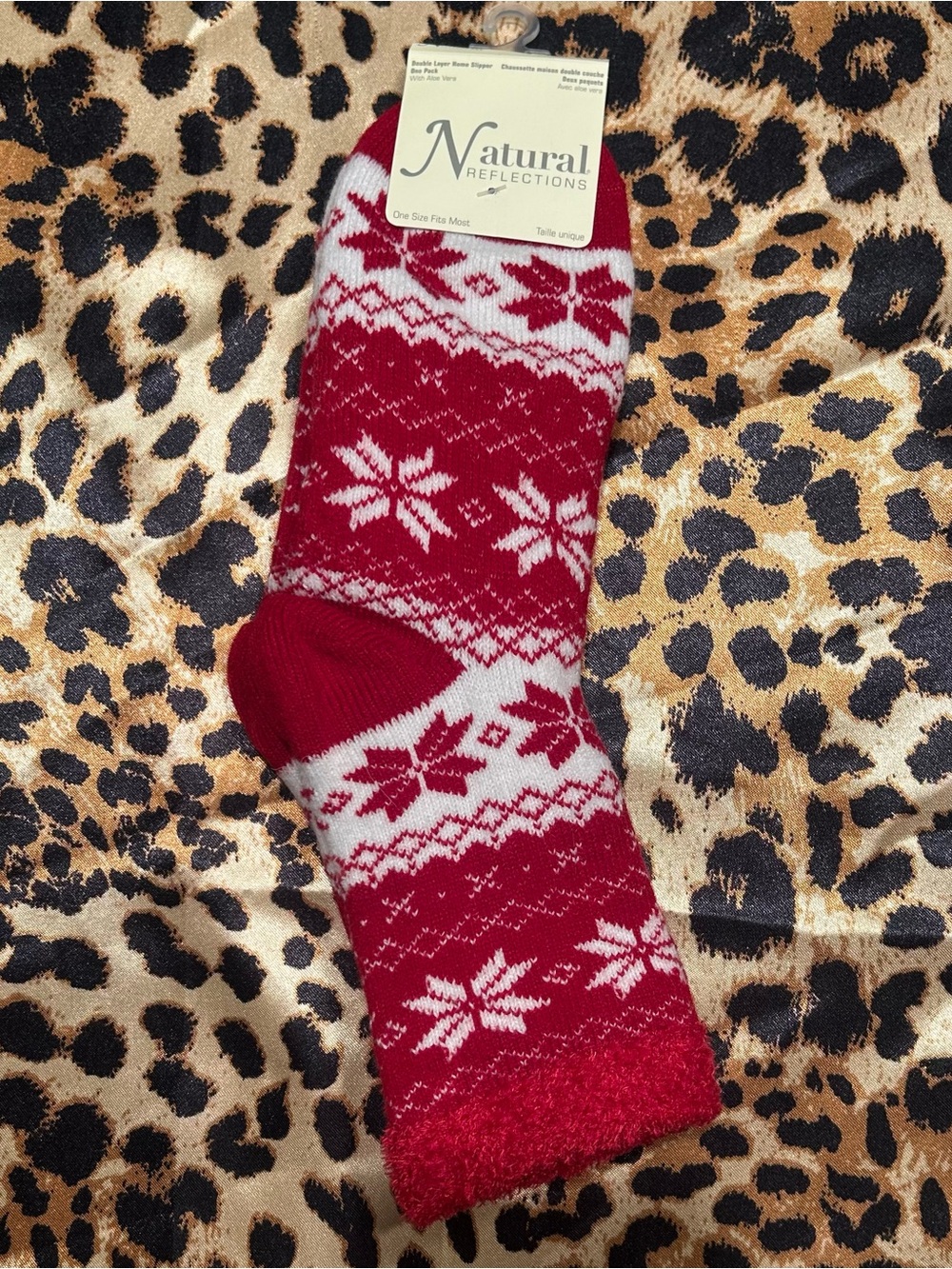 ❌SOLD❌Natural Reflections Red Fair Isle Aloe-Infused Slipper Sock